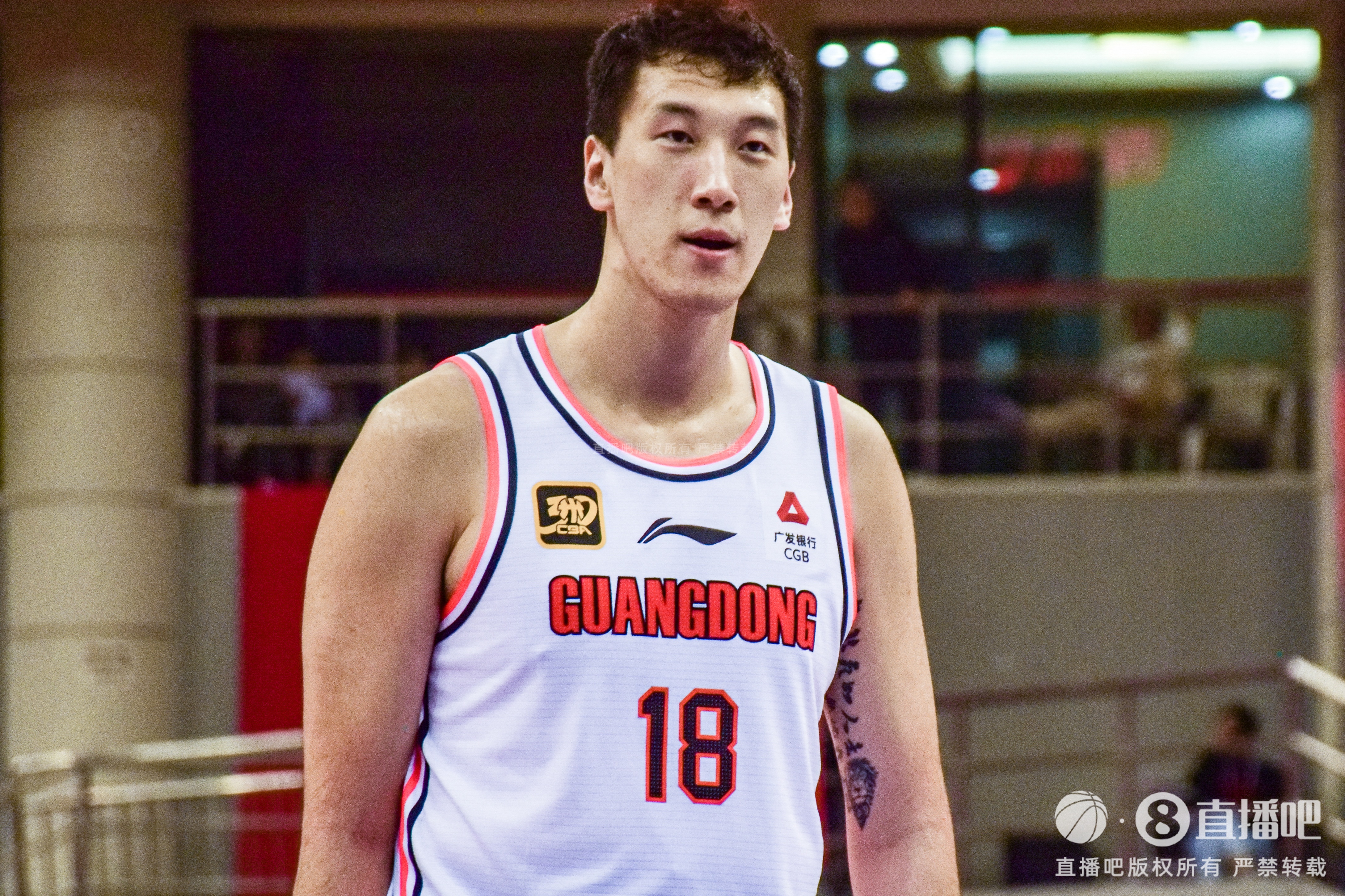  杜润旺三分球命中率46.2%排名常规赛第1 李添荣第2 原帅第3