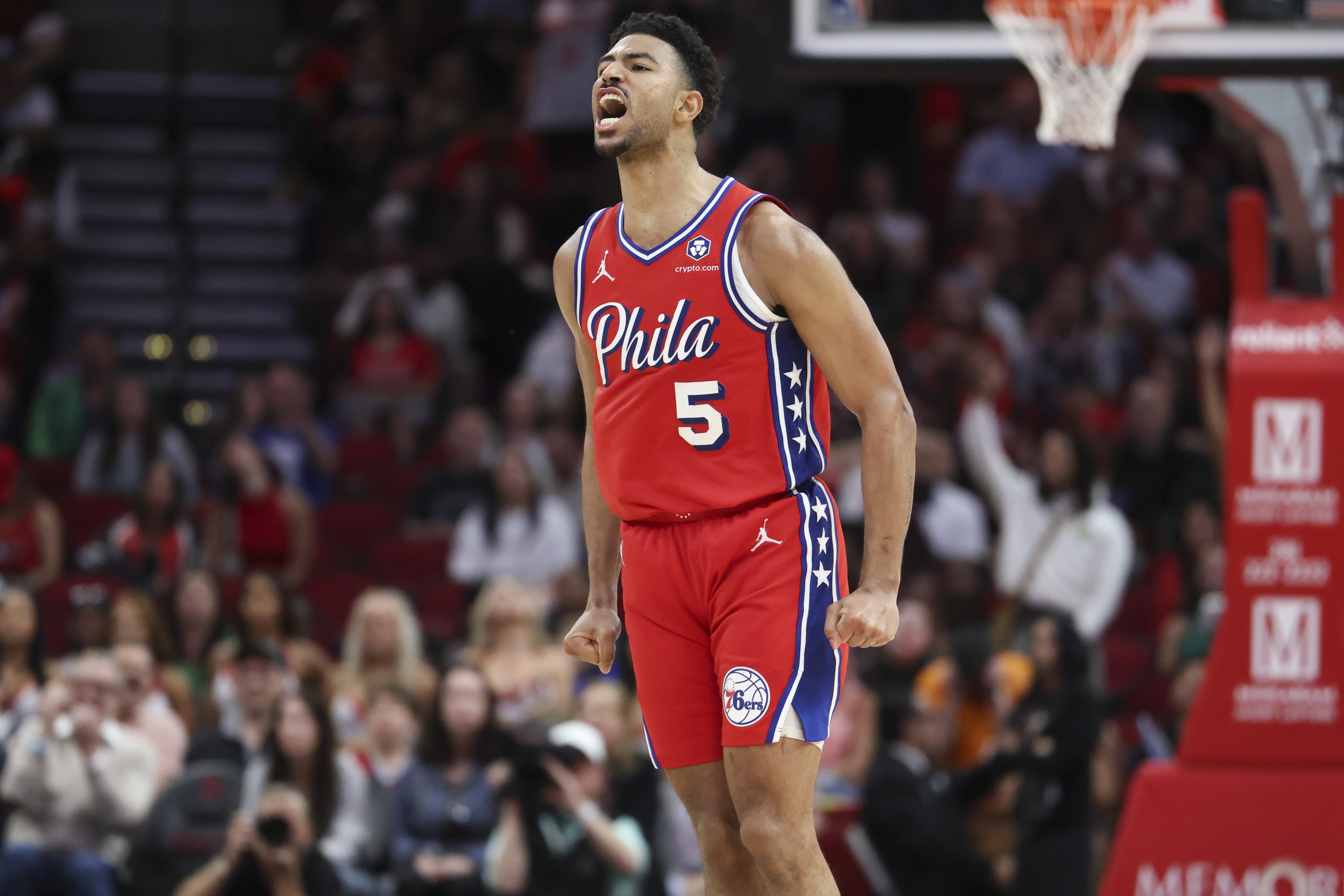 NBA彩经:湖人难敌步行者 快船胜尼克斯 掘金击退雄鹿 绿军输太阳